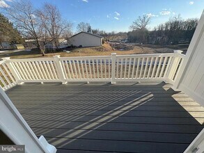 1734 Water Xing Rd in Pikesville, MD - Building Photo - Building Photo