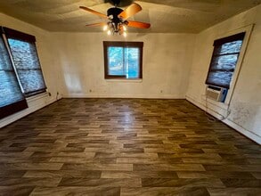 512 N Lamar St in Wichita Falls, TX - Building Photo - Building Photo