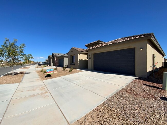6082 Hardin Dr SE in Albuquerque, NM - Building Photo - Building Photo