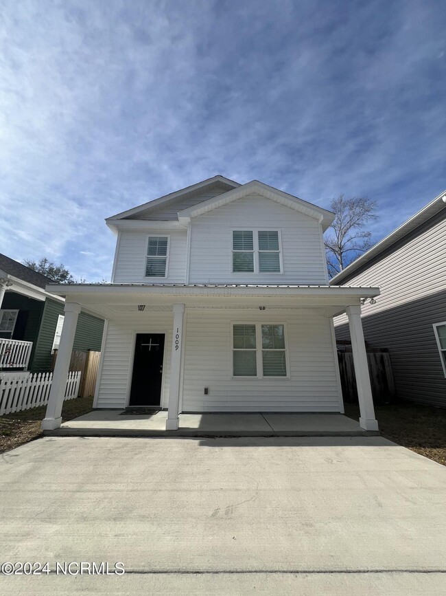 property at 1009 N 11th St