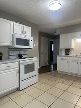 1709-1711-1711 Elaine Rd in Columbus, OH - Building Photo - Building Photo