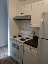 3304 Phyllis St, Unit Apt 2 in Jacksonville, FL - Foto de edificio - Building Photo