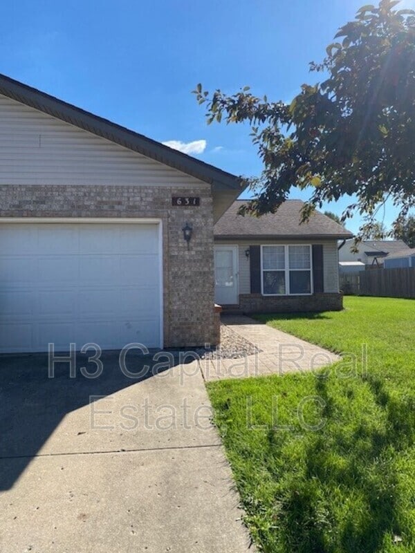 property at 631 Donna Dr