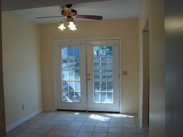 801 Kelly Dr in Hinesville, GA - Building Photo - Building Photo