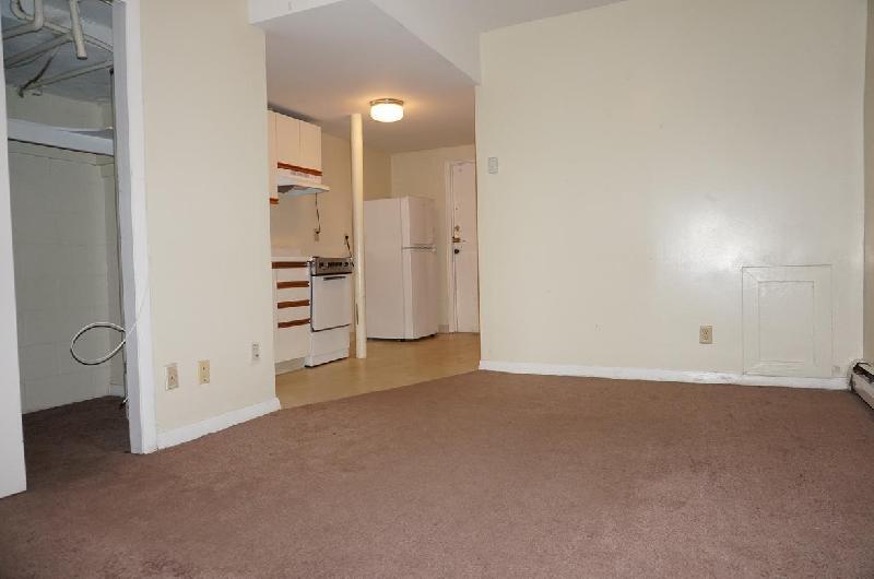 1114 Commonwealth Ave in Boston, MA - Building Photo