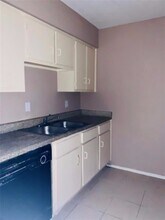 5625 Antoine Dr in Houston, TX - Building Photo - Building Photo