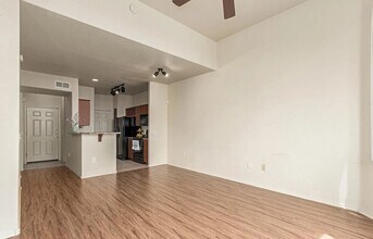 9820 N Central Ave in Phoenix, AZ - Building Photo - Building Photo