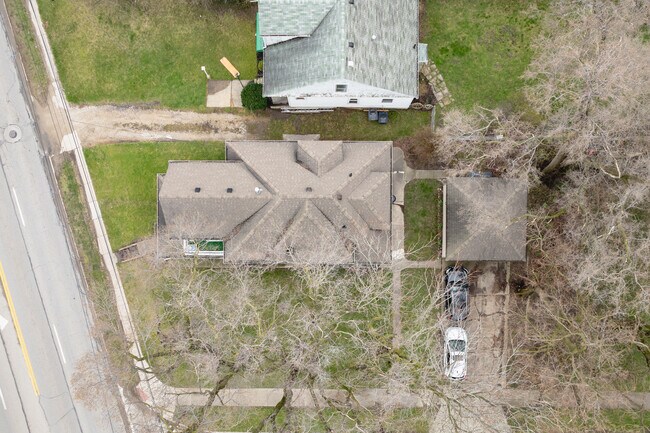 1693 Miami St in Toledo, OH - Foto de edificio - Building Photo