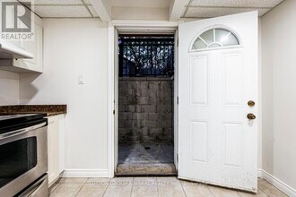 63 Croteau Crescent in Vaughan, ON - Building Photo - Building Photo