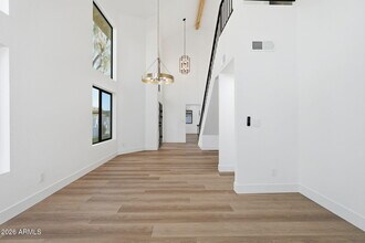 2029 N Sunset Dr in Chandler, AZ - Building Photo - Building Photo