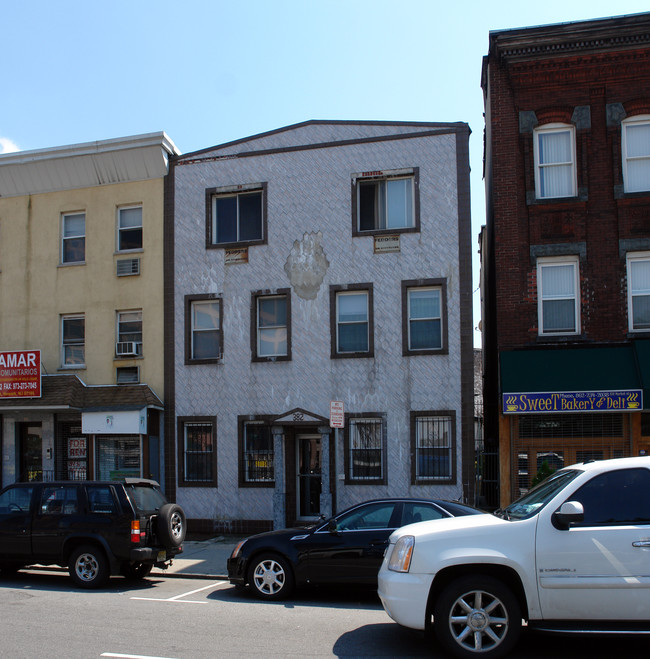 382 Market St in Newark, NJ - Building Photo - Building Photo