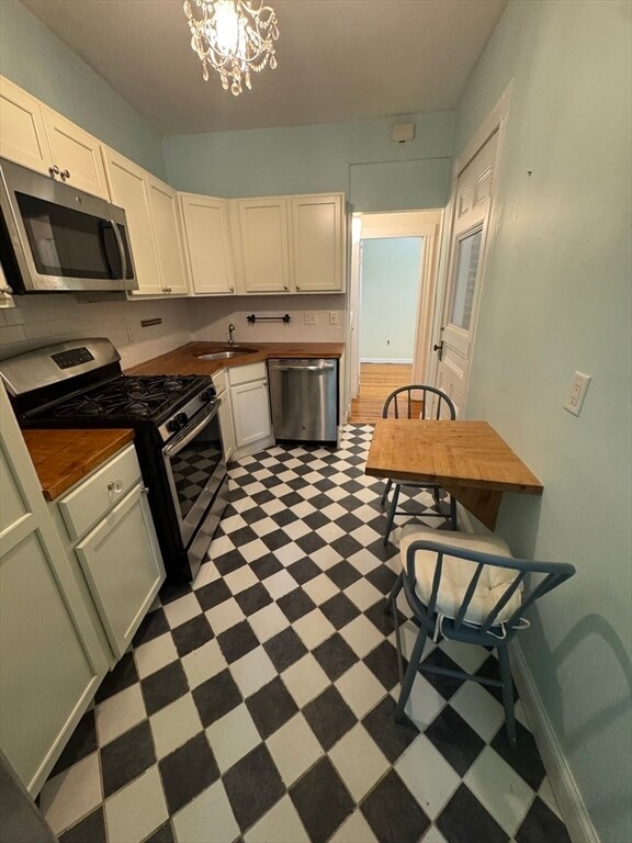 31 Westbourne Ter, Unit 2 in Brookline, MA - Building Photo - Building Photo