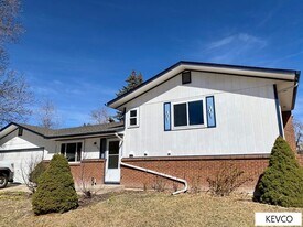 740 Oxford Ln in Fort Collins, CO - Building Photo