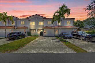 2708 NE 30th Pl in Fort Lauderdale, FL - Building Photo - Building Photo