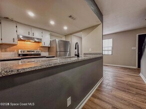 4443 Dorothy Dr, Unit 5 in Marianna, FL - Building Photo - Building Photo