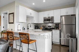 665 Daniel Whaley Rd in Charleston, SC - Building Photo - Building Photo