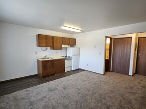 4325 Green Apartments in Fargo, ND - Building Photo - Building Photo