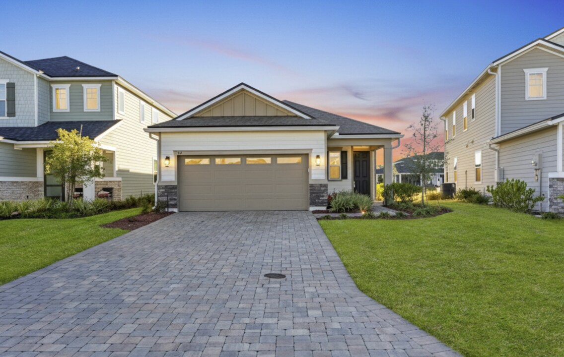 162 Cedar Elm Way in St. Augustine, FL - Foto de edificio