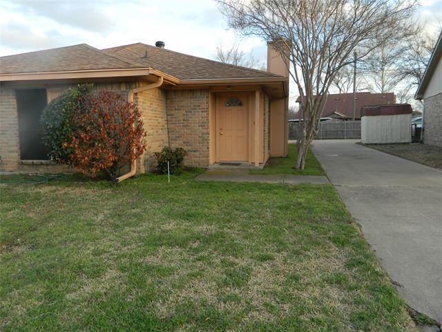 5708 Red Cactus Ct in Arlington, TX - Building Photo