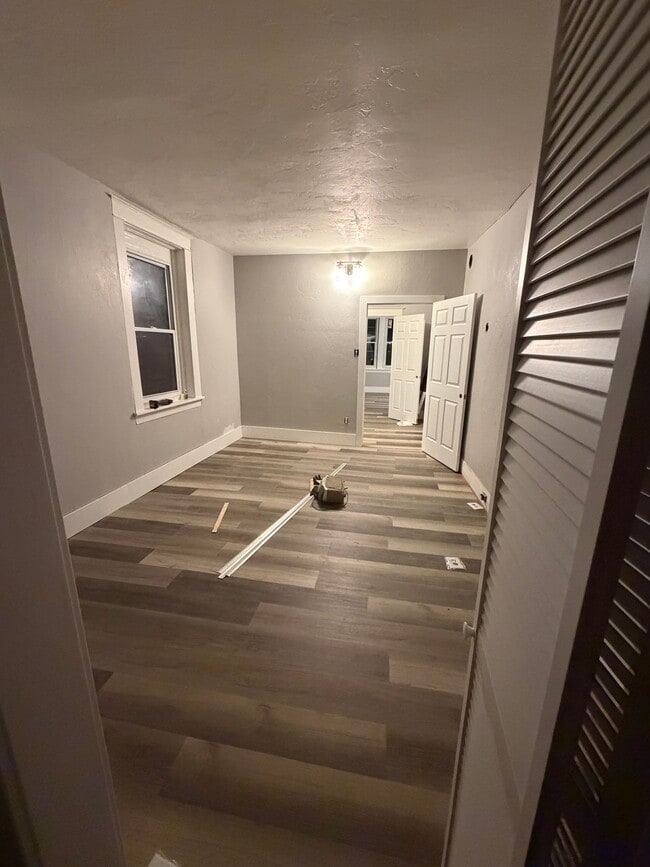 907 Chartiers Ave, Unit 2