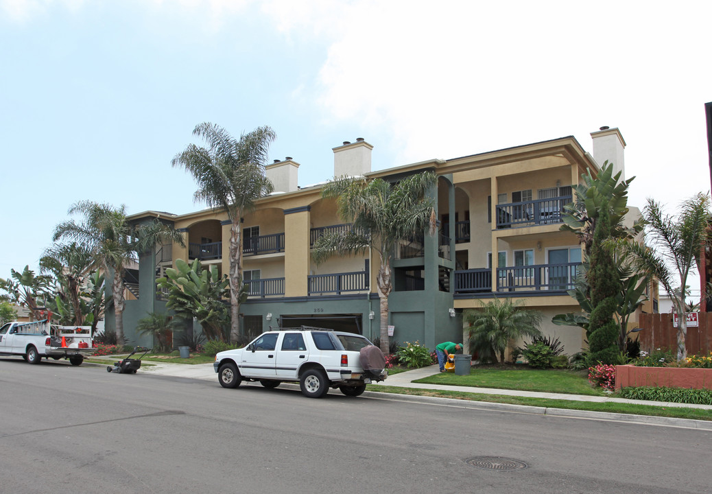 259 Donax Ave in Imperial Beach, CA - Building Photo