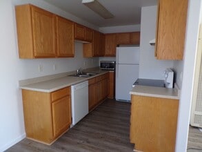 285 Dalton St in Fallon, NV - Building Photo - Building Photo