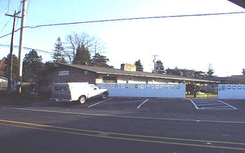 Denney Garden Court in Beaverton, OR - Building Photo - Building Photo