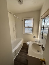 3817 Miller Rd in Kalamazoo, MI - Building Photo - Building Photo