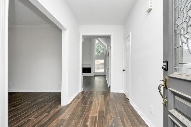 5310 Oak Cove Dr in Houston, TX - Building Photo - Building Photo