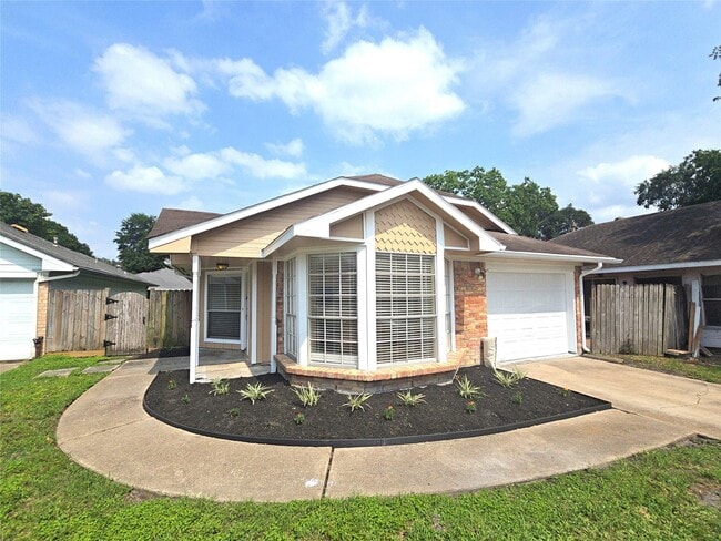 property at 11130 Thunderhaven Dr