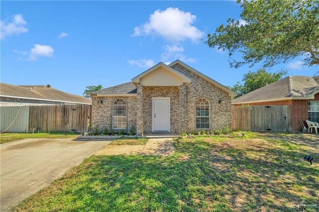 3808 Toucan Ave in McAllen, TX - Building Photo - Building Photo
