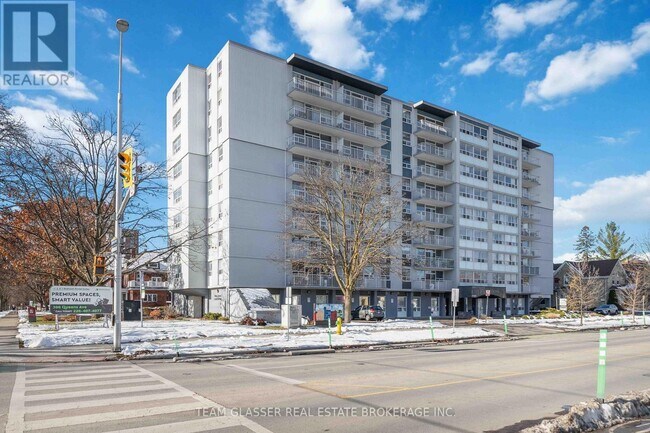 396 Queens Ave in London, ON - Building Photo - Building Photo