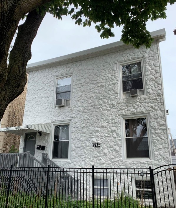 1805 N Francisco Ave in Chicago, IL - Foto de edificio