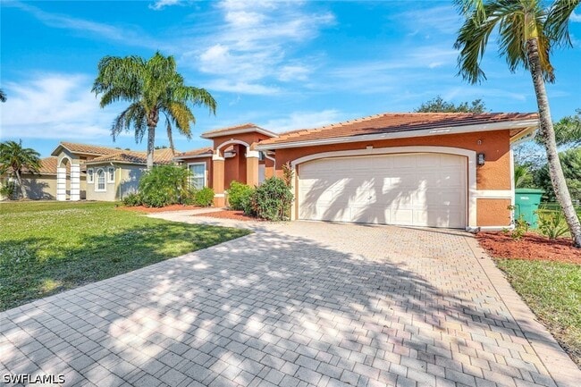721 Grand Rapids Blvd in Naples, FL - Building Photo - Building Photo