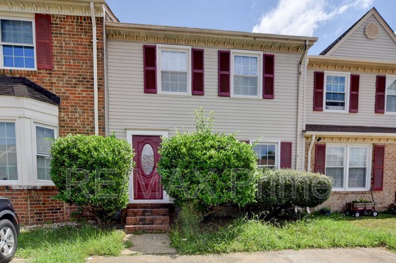 5519 Baccalaureate Dr in Virginia Beach, VA - Building Photo