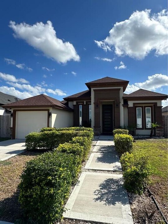 12 Garman St in Edinburg, TX - Building Photo
