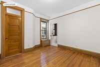 250 Riverside Dr in New York, NY - Building Photo - Building Photo