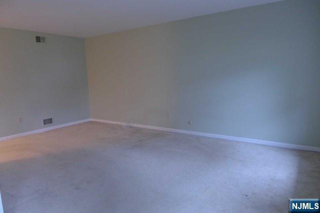 350 Maple Ave in Oradell, NJ - Building Photo - Building Photo
