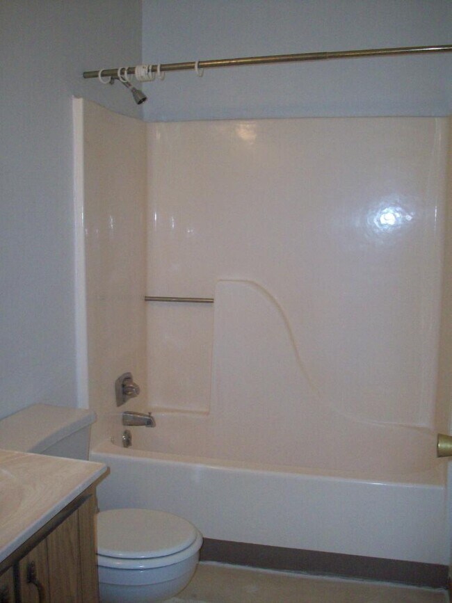 2512 Elmwood Pkwy in Arnold, MO - Building Photo - Building Photo