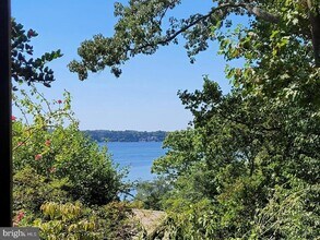 106 Trailing Ivy Ln in Severna Park, MD - Building Photo - Building Photo