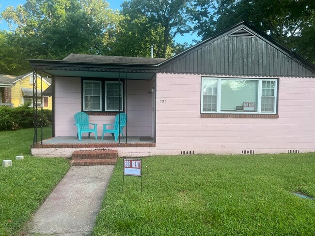 property at 902 Sycamore Ave