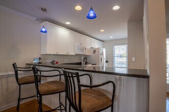 334 N 3rd Ave in Kure Beach, NC - Building Photo - Building Photo