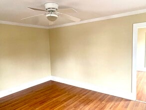 19 Center St in Plains, PA - Building Photo - Building Photo