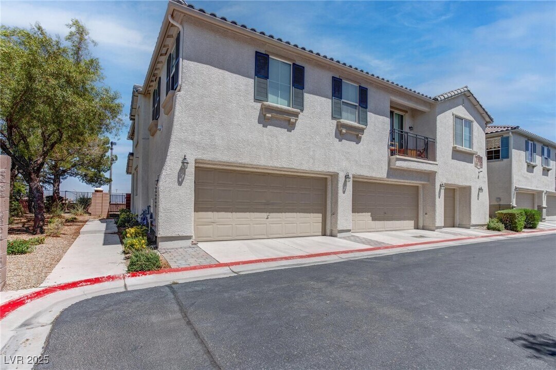 7332 Marble Lake St in Las Vegas, NV - Building Photo