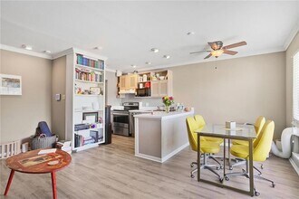 801 Henry Clay Ave, Unit 200 in New Orleans, LA - Building Photo - Building Photo