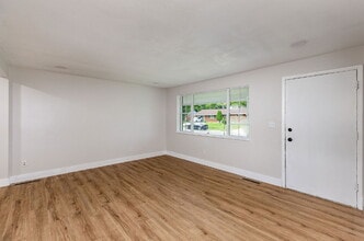 722 Castro Ln in Cincinnati, OH - Building Photo - Building Photo