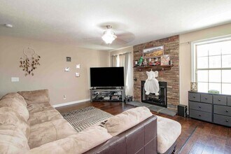 1411 Freedom Dr in Clarksville, TN - Building Photo - Building Photo