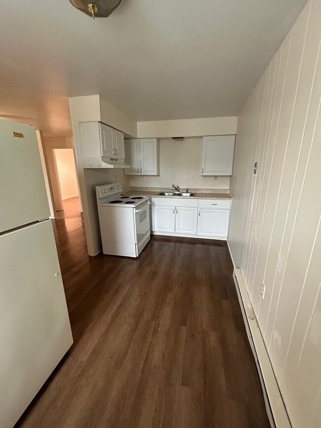 120 W Main St in Thurmont, MD - Building Photo - Building Photo