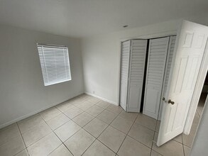 1539 Magnolia Dr, Unit A in West Palm Beach, FL - Building Photo - Building Photo