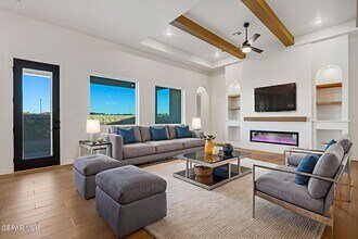 832 Eltham Dr in Horizon City, TX - Building Photo - Building Photo